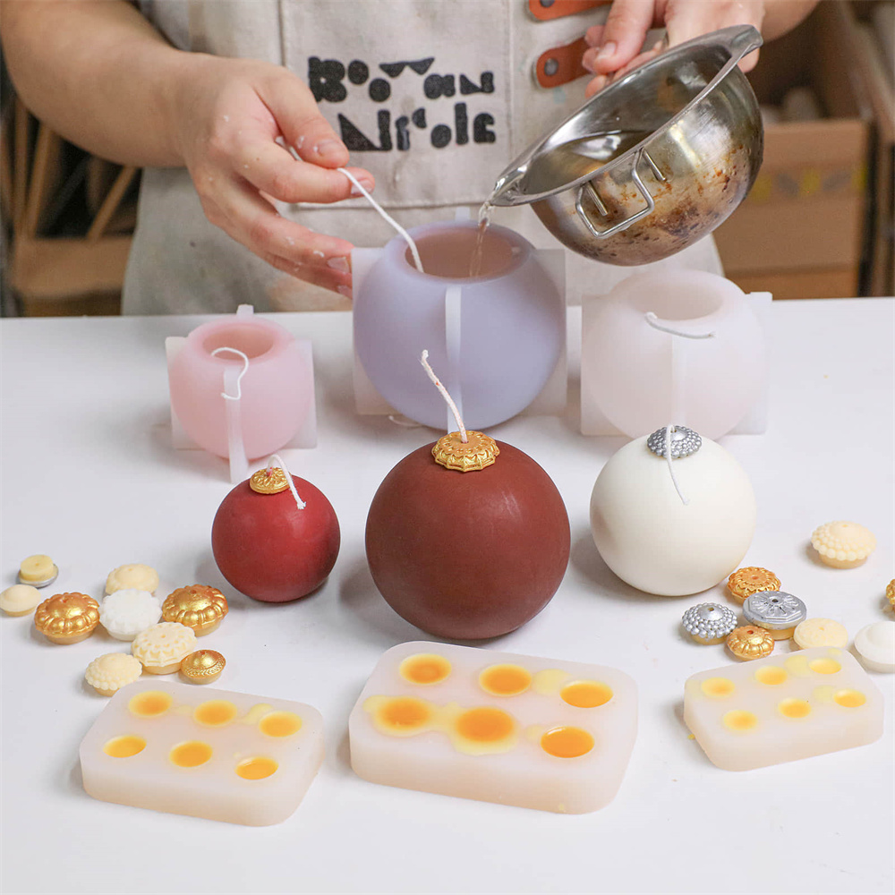 Nicole Christmas Bauble Candle - Candle Making Scents ulasan dan harga